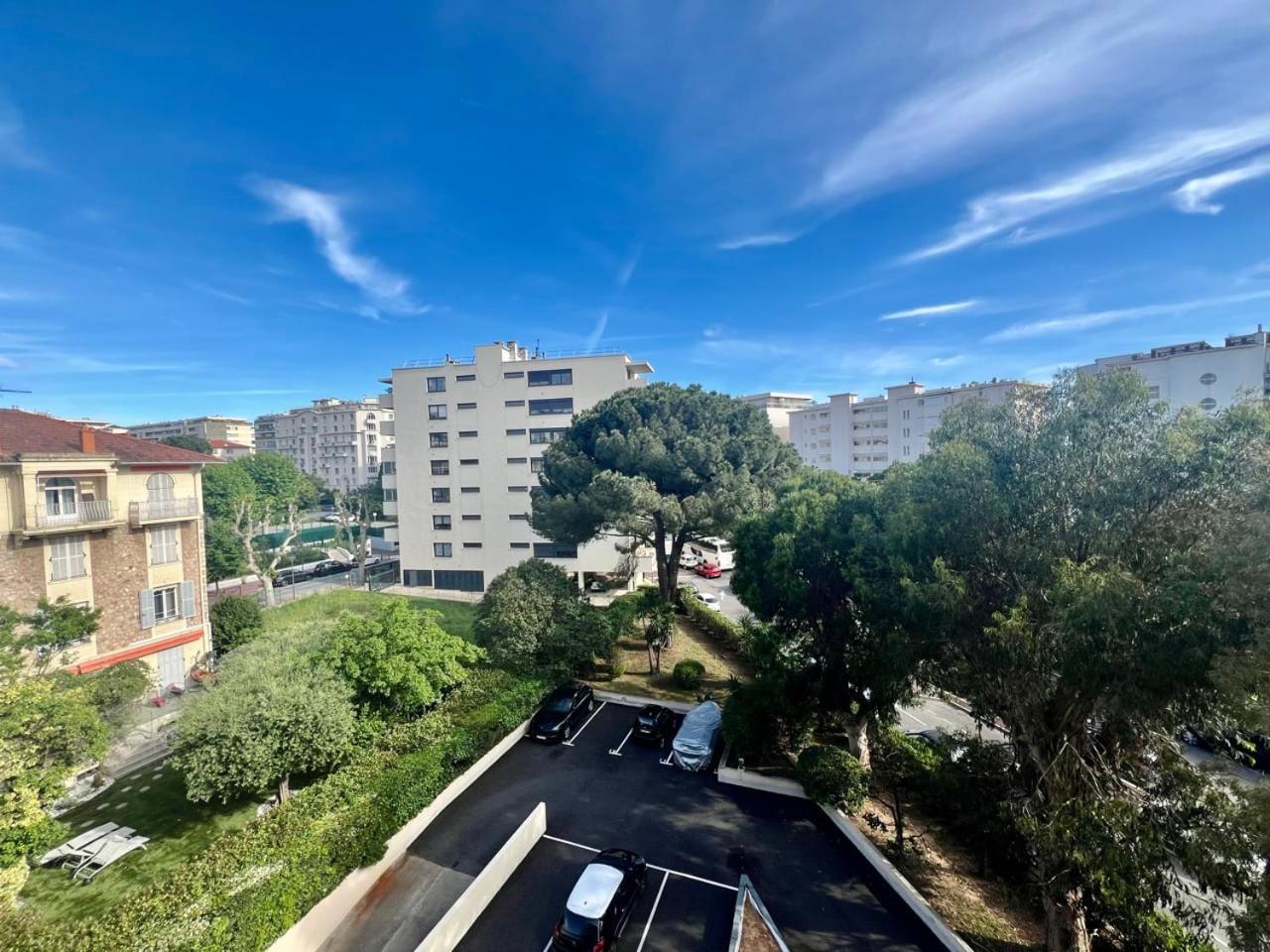 B038 Spacieux Proche Croisette Parking Apartment *