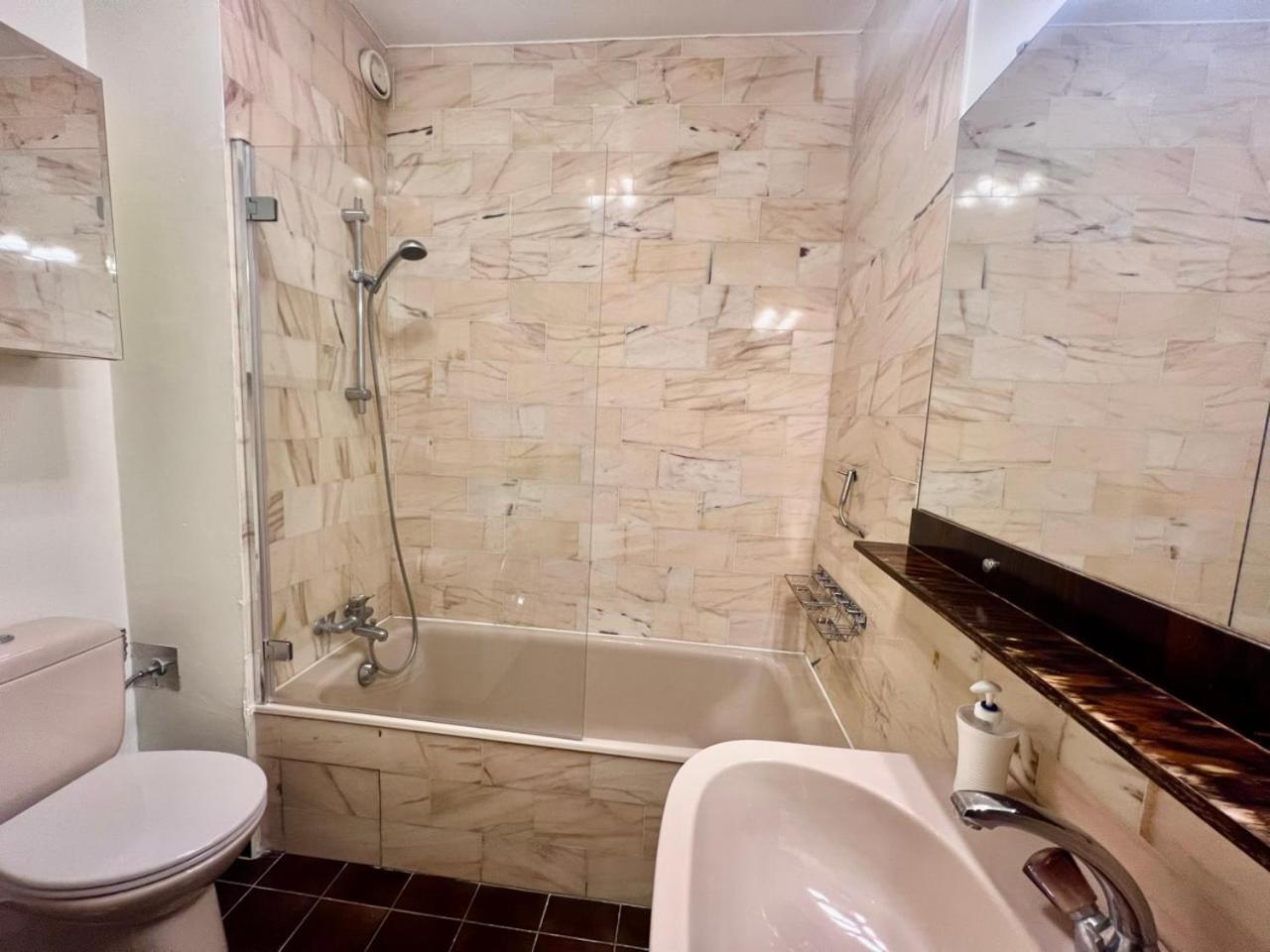 B038 Spacieux Proche Croisette Parking Apartment Cannes